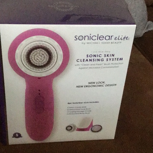 Cleansing system... never opened.. - Picture 1 of 1